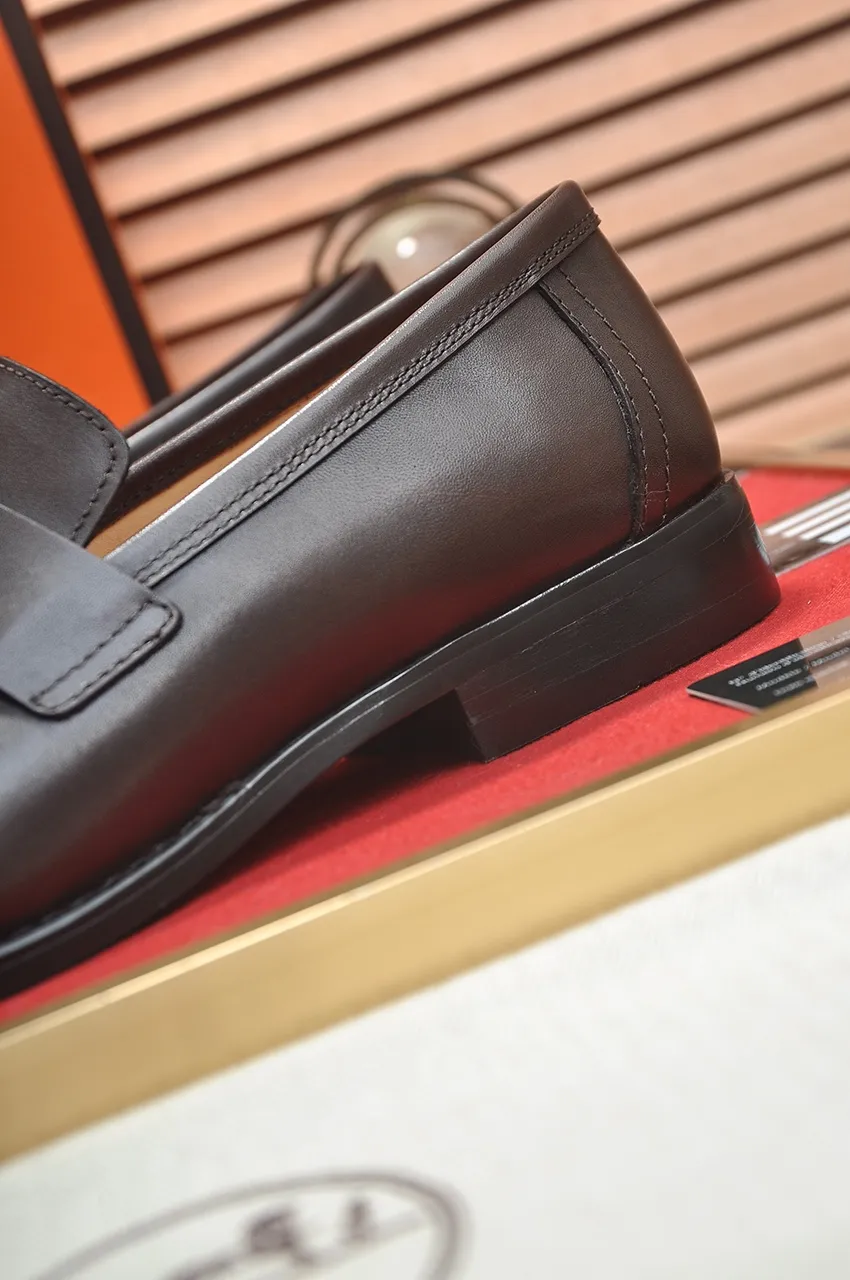 Men's shoes💰520💶[HERMES] (cowhide lining)🍀Italian top luxury🍀He does not pursue novel styles and gorgeous colors, but attracts the favor of successful men with his flawless, elegant and classic style. Formal leather shoes This very comfortable, simple and stable style allows you to easily match any style! The pattern is absolutely 1:1 refined from the original case, and we strive for excellence in materials, imported cowhide + cowhide lining💪💪💪extraordinary texture👍! .Code number: 38-45 (45 customized)